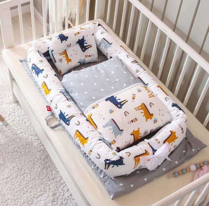 Crib Anti-pressure Newborn Foldable Portable Crib Middle Bed Baby Infant Mattress Bionic Travel bed