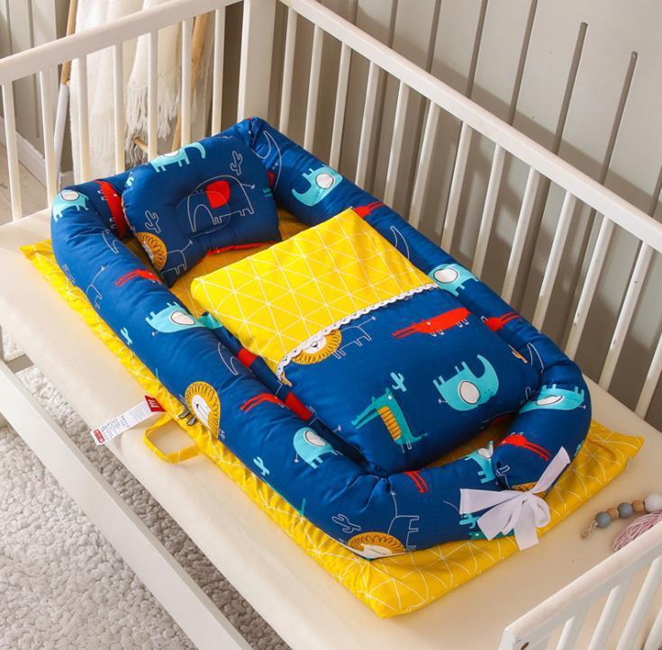 Crib Anti-pressure Newborn Foldable Portable Crib Middle Bed Baby Infant Mattress Bionic Travel bed
