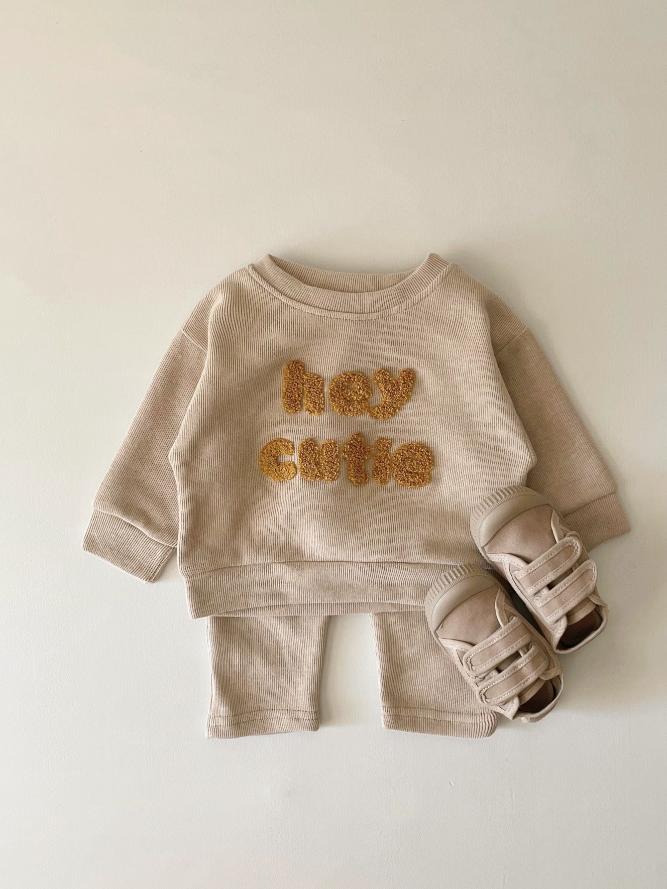 Spring And Autumn Newborn Alphabet Long Sleeve Two-piece Suit